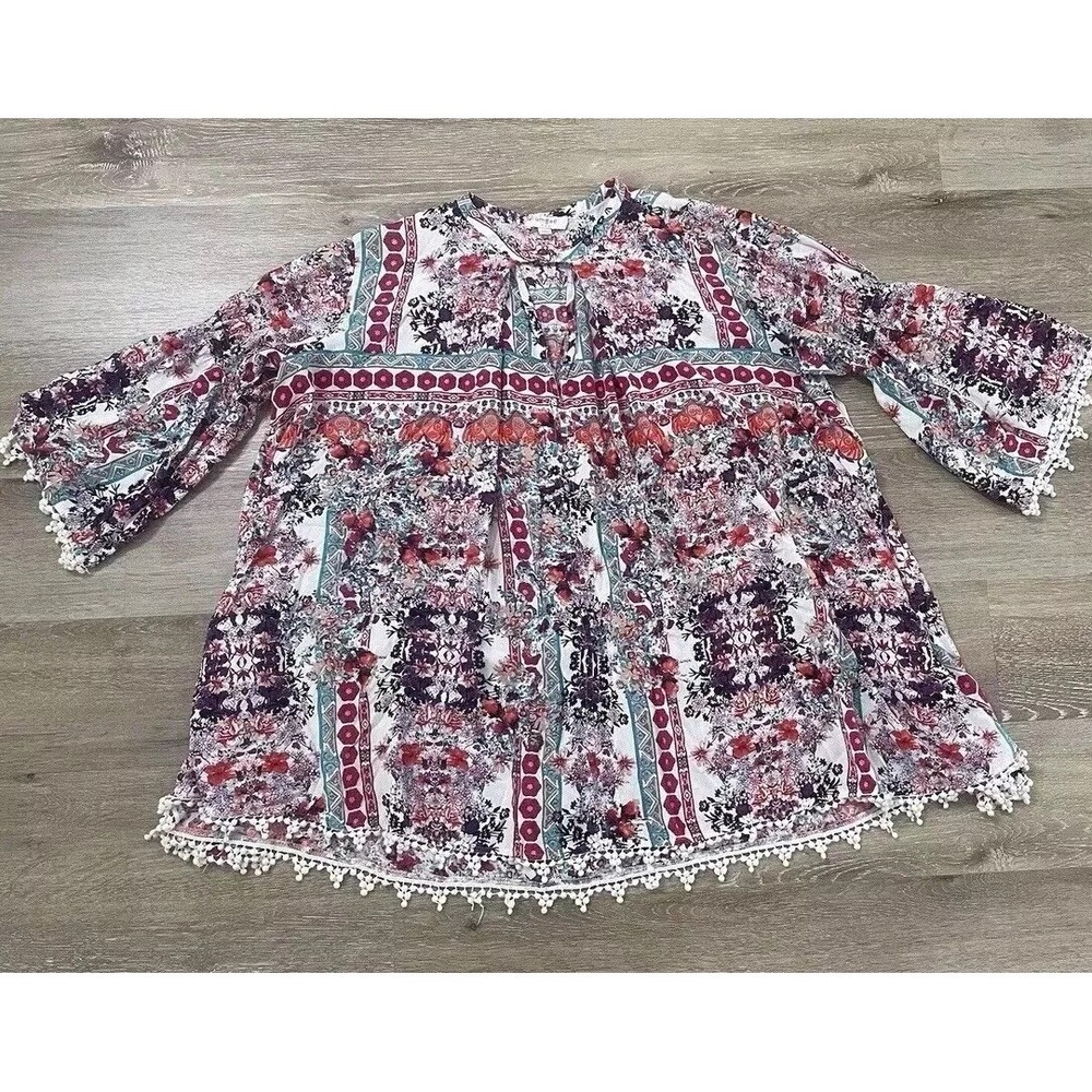 Umgee Large Tunic Bell Sleeves With Lace Bright Boho Flowy Lightweight Blouse